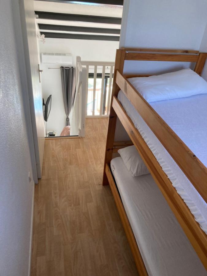 Appartement 2 Chambres Avec Piscine Face A La Mer A La Coudouliere Six-Fours-les-Plages Bagian luar foto